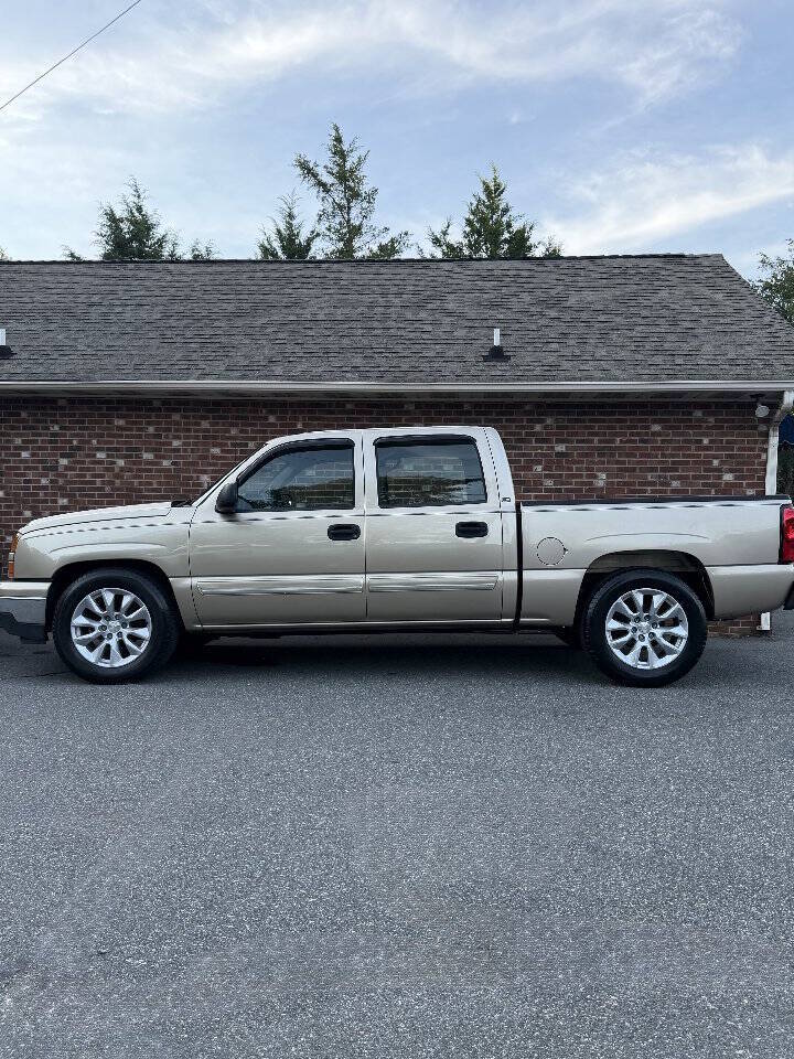 chevrolet silverado classic 1500 2007 2GCEC13V671145519 image chevrolet silverado classic 1500 2007 2GCEC13V671145519 image